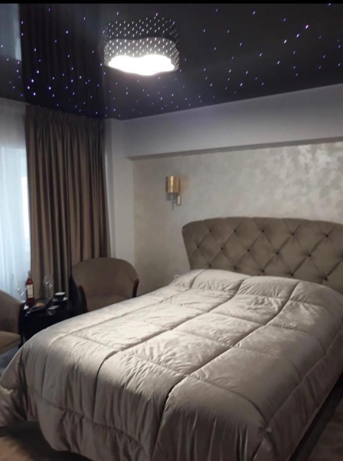 Garsoniera Lux Centru Pietonal Tirgu - Jiu * Targu Jiu